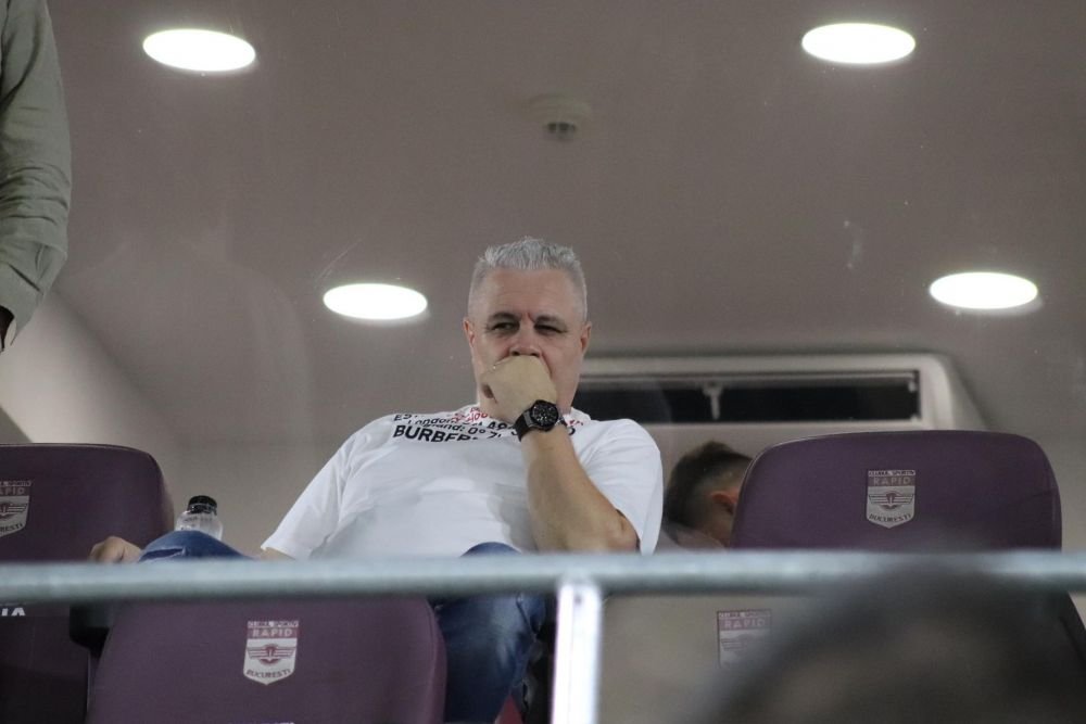 Marius Șumudică, în tribune la Rapid - Dinamo. Cum a fost filmat tehnicianul în timpul intonării imnului giuleștenilor_9