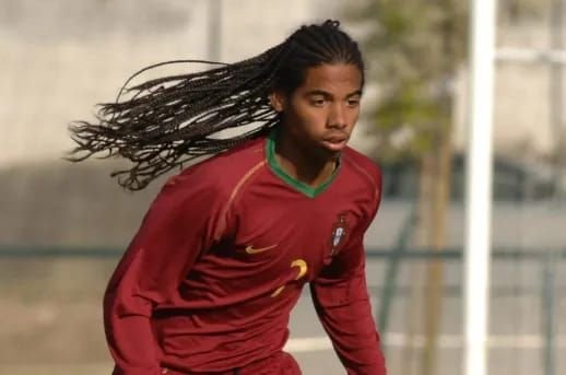 Povestea dramatică a fotbalistului depre care Ronaldo spunea ”e mai bun decât mine”. La 19 ani ajungea la Chelsea, dar ce a urmat apoi e inexplicabil _2