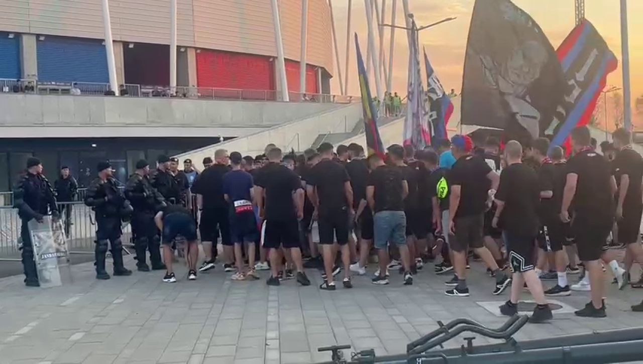 Galeria FCSB a ajuns în Ghencea! _13