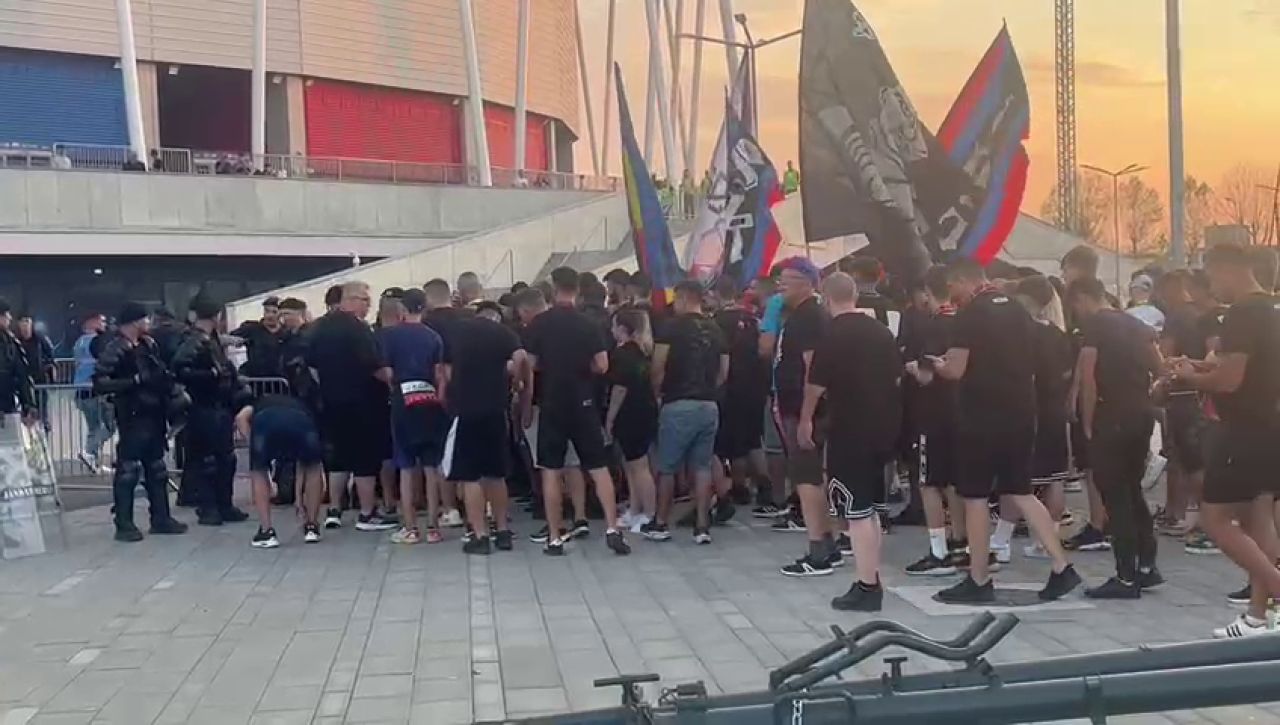 Galeria FCSB a ajuns în Ghencea! _20