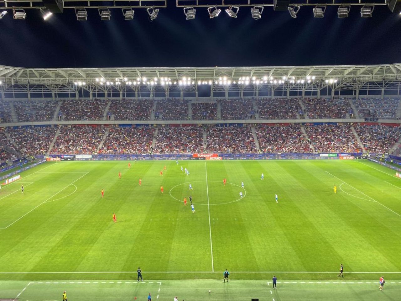 FCSB - CS Universitatea Craiova 3-0 | K.Olaru a făcut show cu oltenii! Vicecampioana, lider după victoria fără drept de apel din Ghencea _2