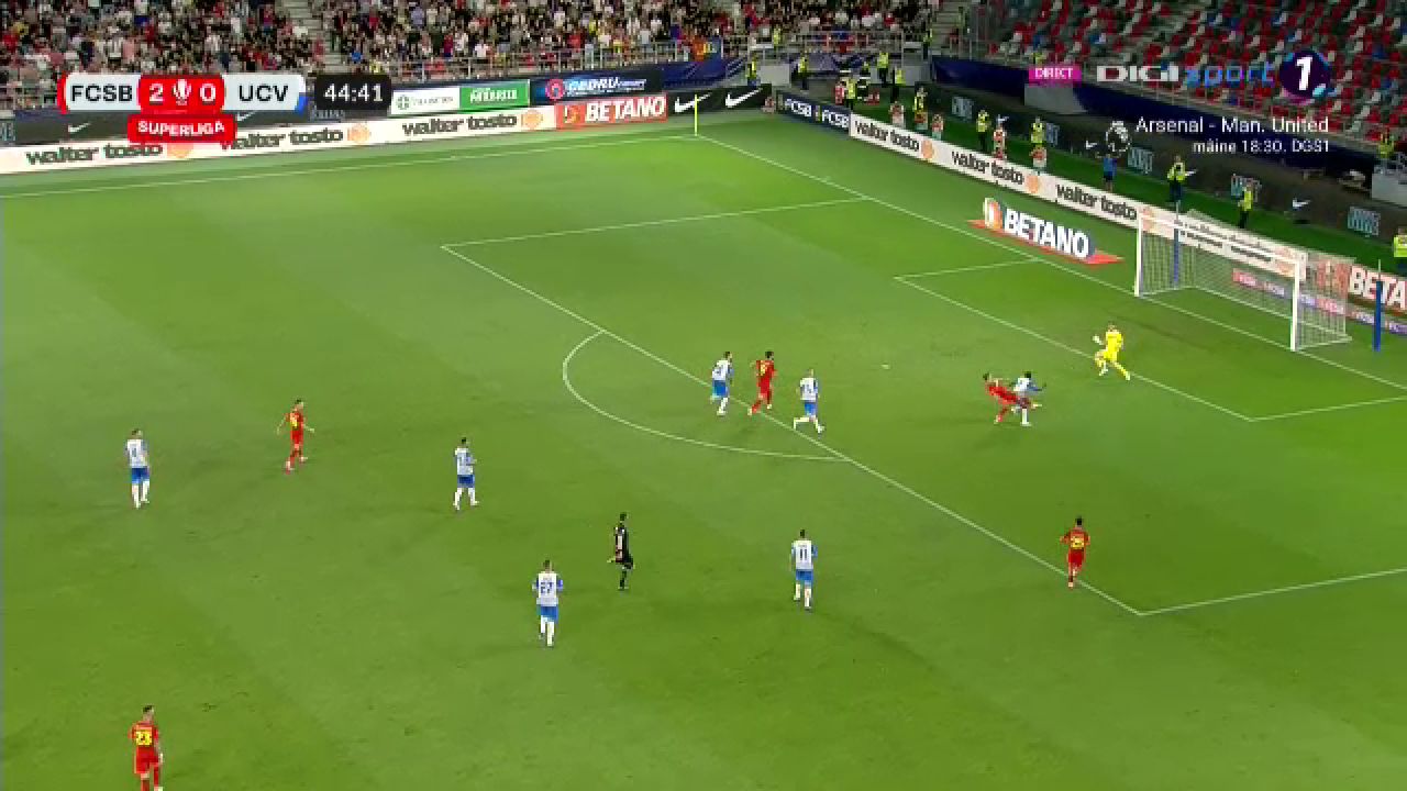 FCSB - CS Universitatea Craiova 3-0 | K.Olaru a făcut show cu oltenii! Vicecampioana, lider după victoria fără drept de apel din Ghencea _8