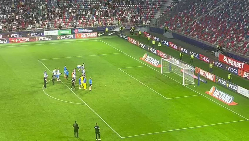 Jucătorii Universității Craiova, cu capul plecat după 0-3 în Ghencea_4