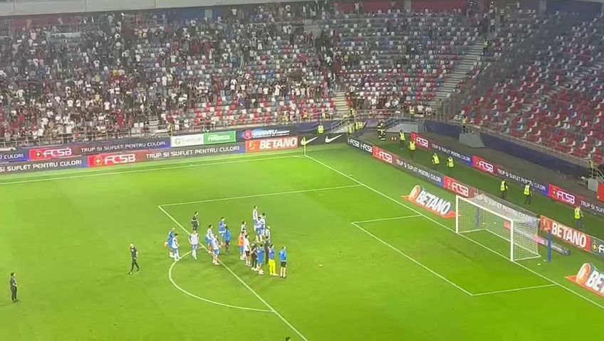 Jucătorii Universității Craiova, cu capul plecat după 0-3 în Ghencea_30