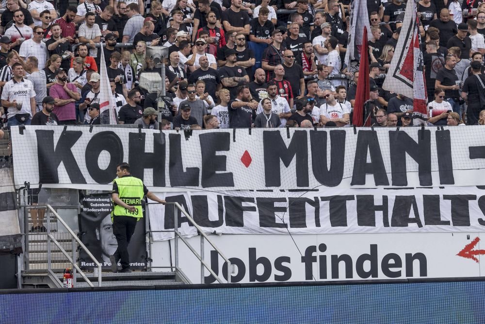 Noul atacant al lui PSG, făcut praf după transfer: 