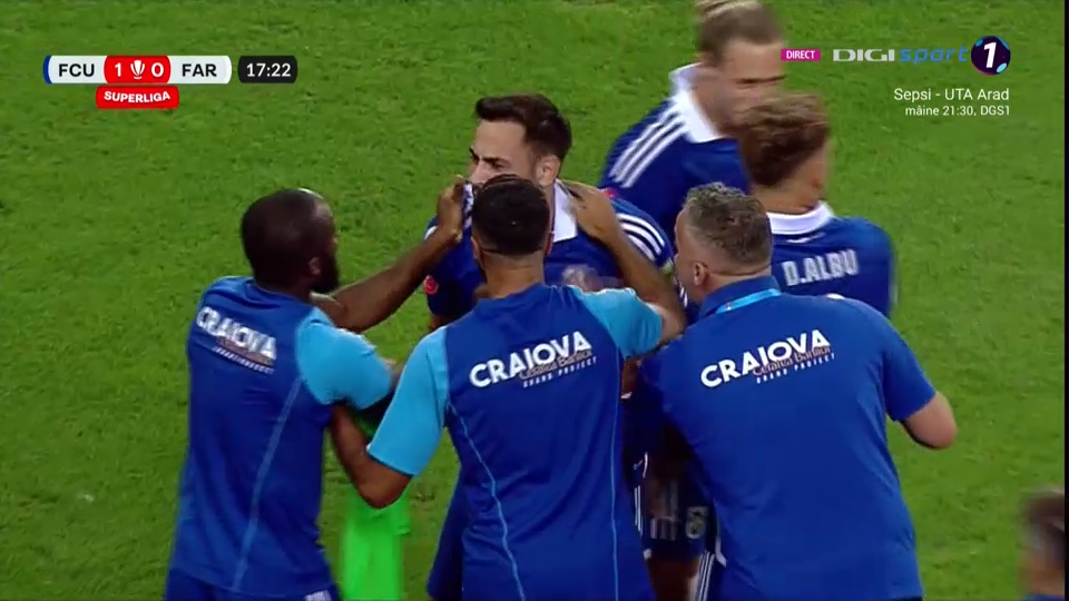 FCU Craiova - Farul Constanța 4-0 | Campioana României, îngenunchiată în Bănie  _8