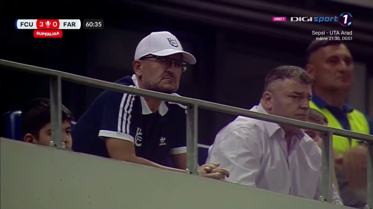 UPDATE Asta e noua emblemă de la FCU Craiova! Cum a apărut Adrian Mititelu în tribune, la meciul cu Farul Constanța_1