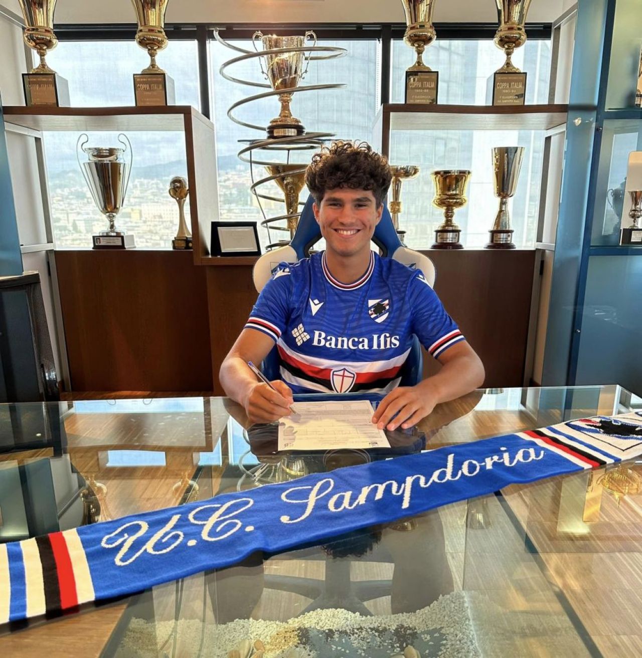 Debut fulminant al atacantului român transferat de două zile de Sampdoria: dublă în victoria cu 2-1 pe terenul lui Empoli!_4