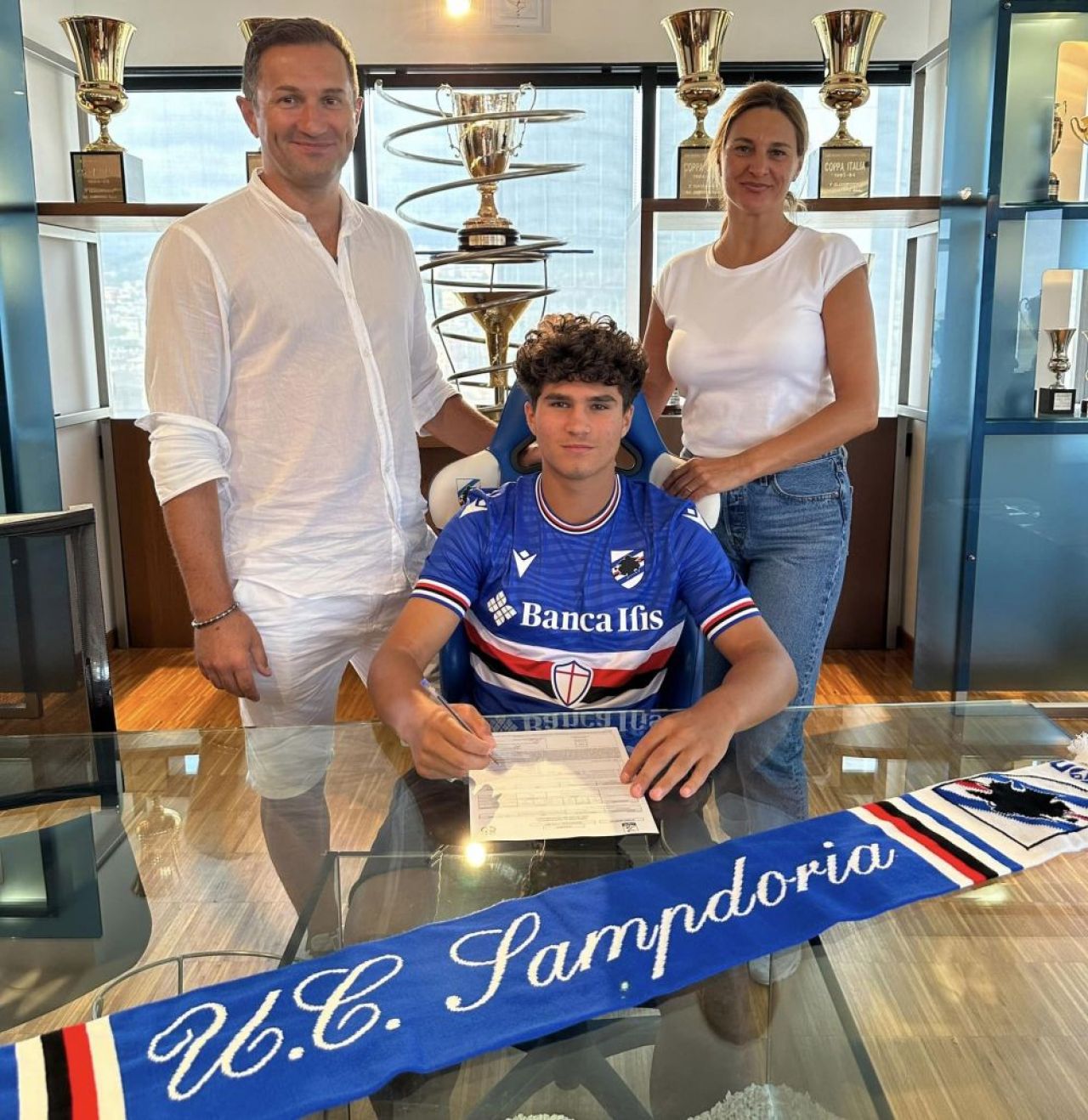 Debut fulminant al atacantului român transferat de două zile de Sampdoria: dublă în victoria cu 2-1 pe terenul lui Empoli!_5