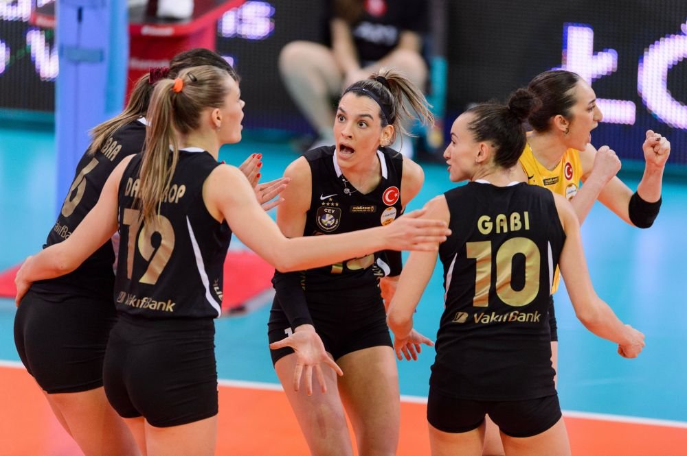 Turcia este noua campioană europeană la volei! Din 2024, românca Alexia Căruțașu, câștigătoare de Champions League, va juca pentru naționala Semilunei_5