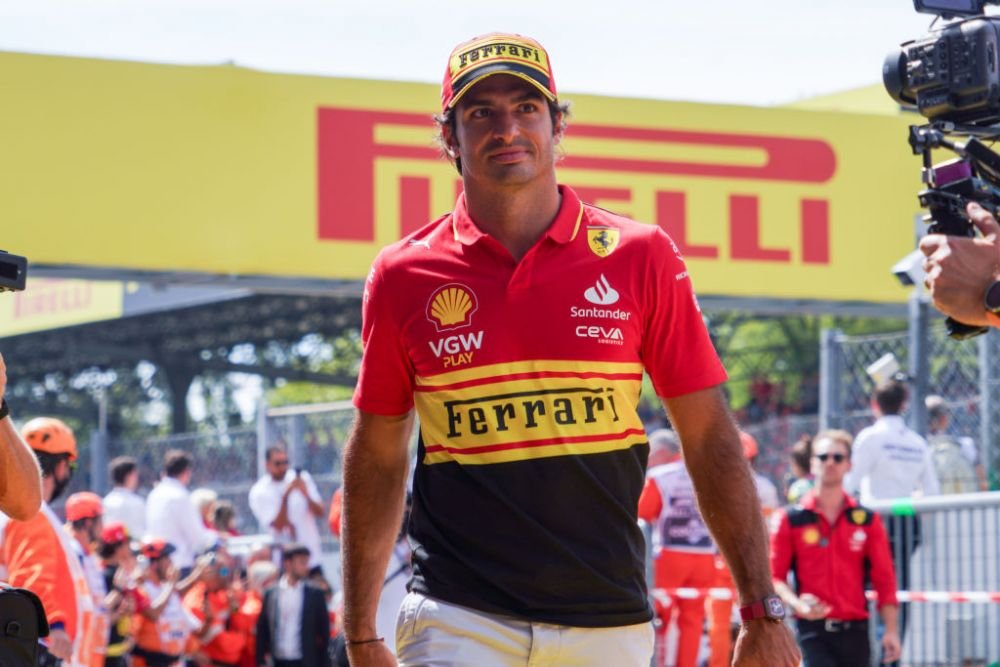 Ireal! A încheiat pe locul 3 la Formula 1 și a început să alerge după hoții care i-au furat ceasul de peste 550.000 de euro _3