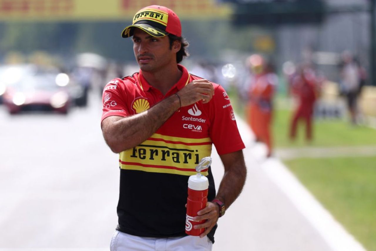 Ireal! A încheiat pe locul 3 la Formula 1 și a început să alerge după hoții care i-au furat ceasul de peste 550.000 de euro _5