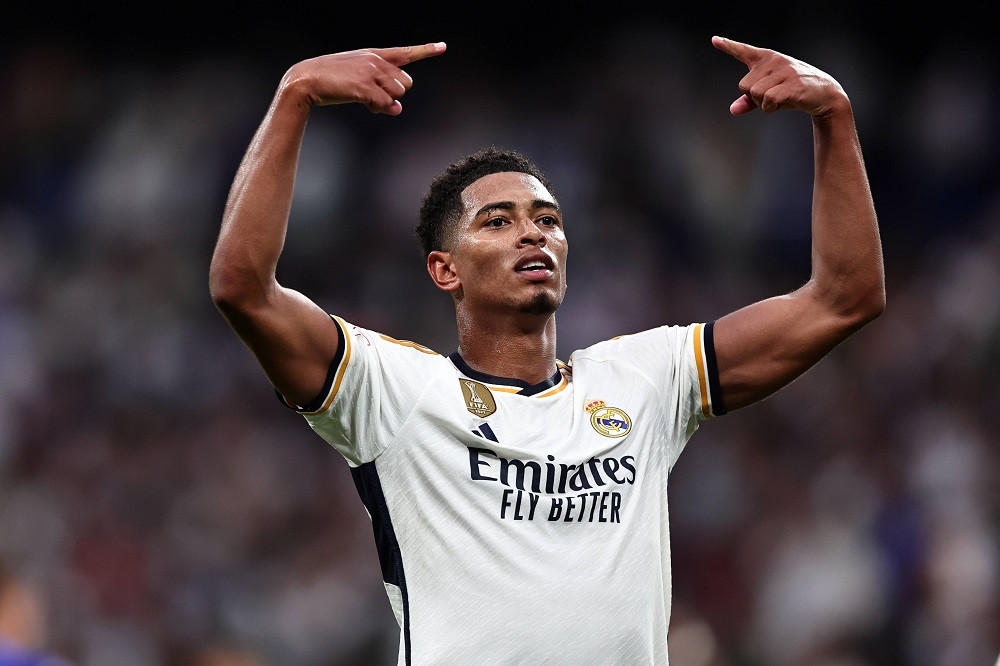 Se &icirc;nt&acirc;mplă și la case mai mari! Real Madrid i-a st&acirc;lcit numele lui Jude Bellingham. Reacția englezilor