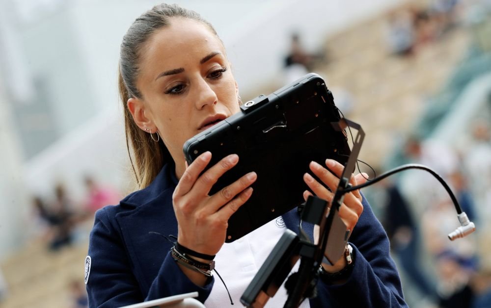 „Arbitra sexy” a tenisului, Marijana Veljovic, i-a pus la punct pe americani: ce le-a spus în timpul meciului Cîrstea - Muchova_9