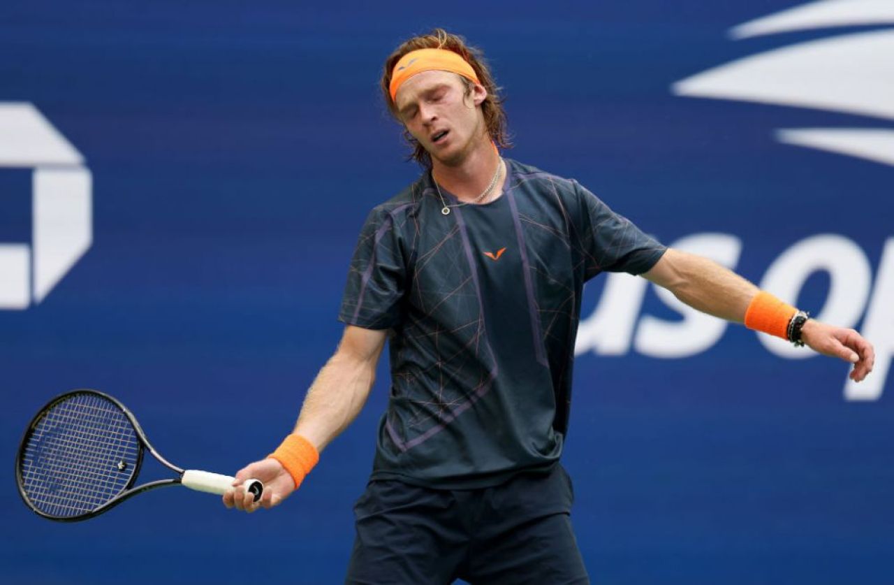 De nouă ori în sferturi, niciodată în semifinale: Andrey Rublev trăiește un coșmar în turneele de mare șlem_10