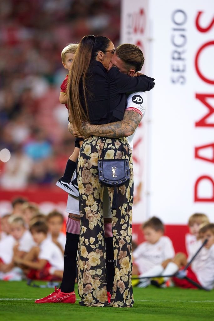 El a fost protagonistul, dar toate privirile au fost pe ea! Cum a apărut soția lui Sergio Ramos la prezentare _15