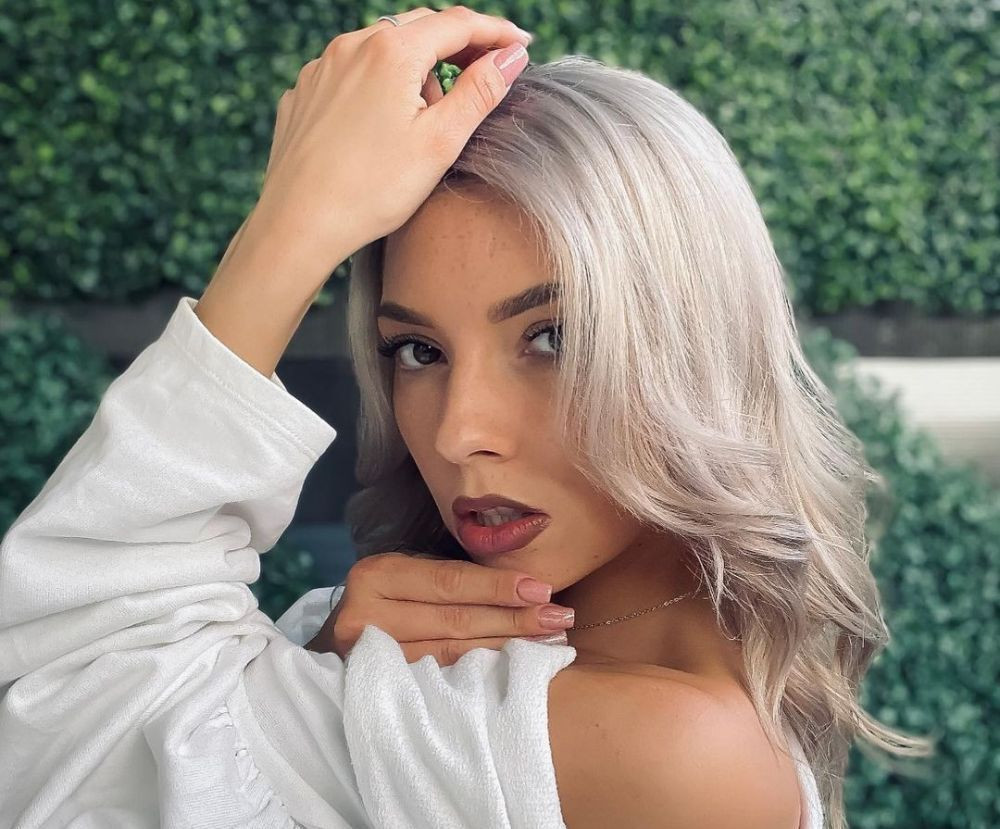 Bernadette Szocs anunță 