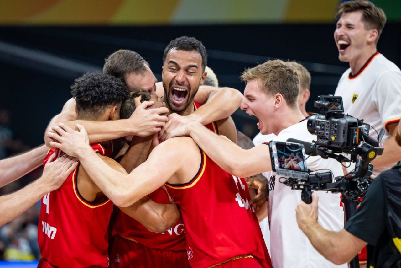 Șoc la Campionatul Mondial de baschet. Rușine istorică pentru americani: SUA, eliminată în Der Klassiker din semifinale_2