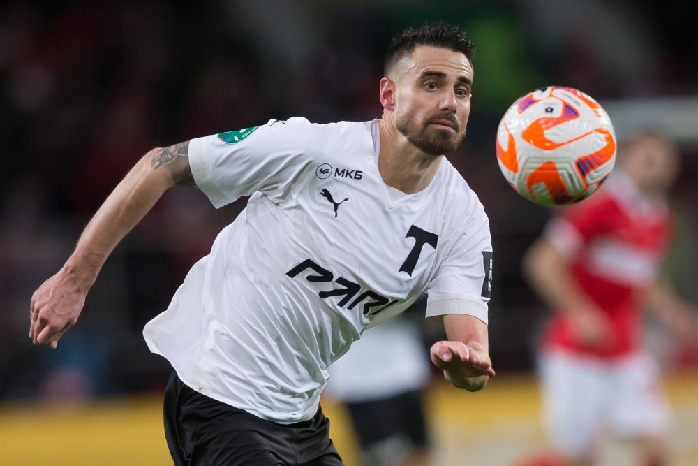 National Geographic! Fotbalistul din naționala Franței lansat de Borussia Dortmund a jucat în Ucraina, are cetățenie rusă și a semnat acum în Vietnam_10
