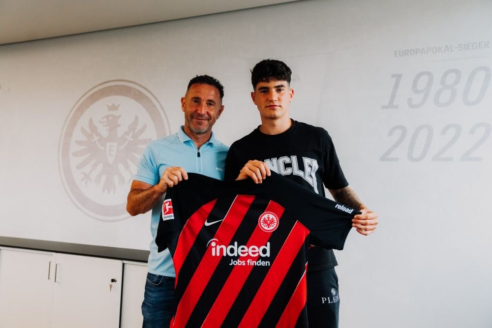 Ungaria a mai dat un &rdquo;tun&rdquo;! Suma pentru care s-a transferat noua senzație a maghiarilor la Eintracht Frankfurt