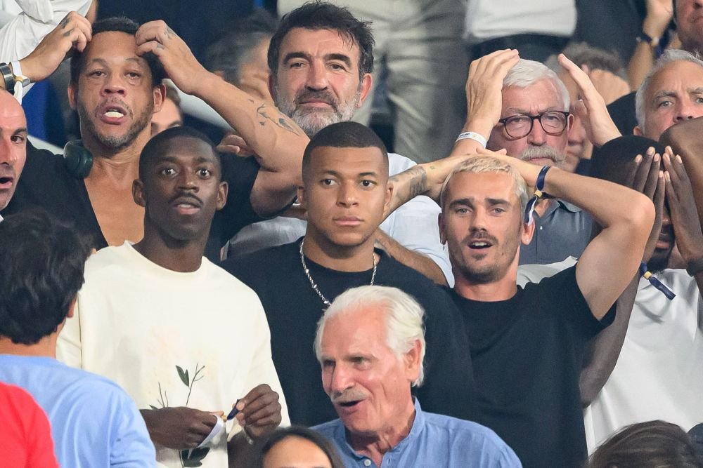 Cum au fost surprinși Mbappe și Griezmann la meciul de deschidere al Campionatului Mondial de rugby_2