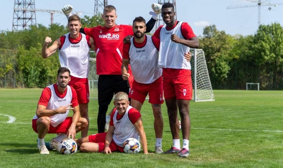 Dinamo a făcut show la Săftica în meciul amical cu CS Tunari! Goluri cu nemiluita, două debuturi la ”câinii” lui Ovidiu Burcă și căpitan-surpriză_5