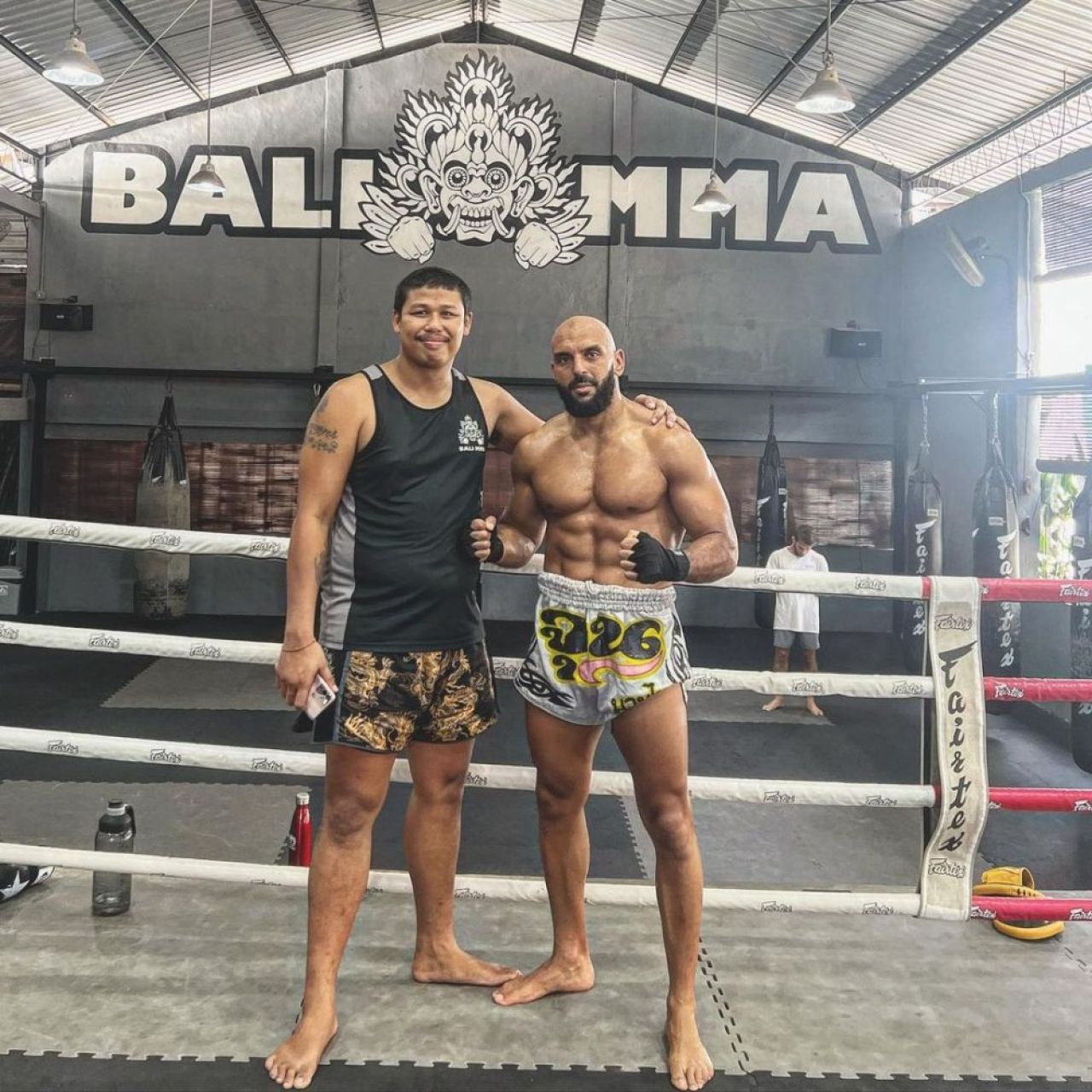 Nu e de joacă cu el! Imagini de senzație cu bodyguard-ul viral al lui Messi înainte să-l apere pe campionul mondial! Cu ce se ocupa _5