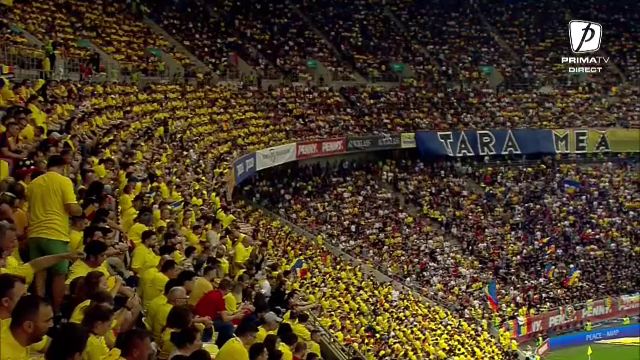 Coregrafie splendidă pregătită de galeria României la meciul cu Israel_10