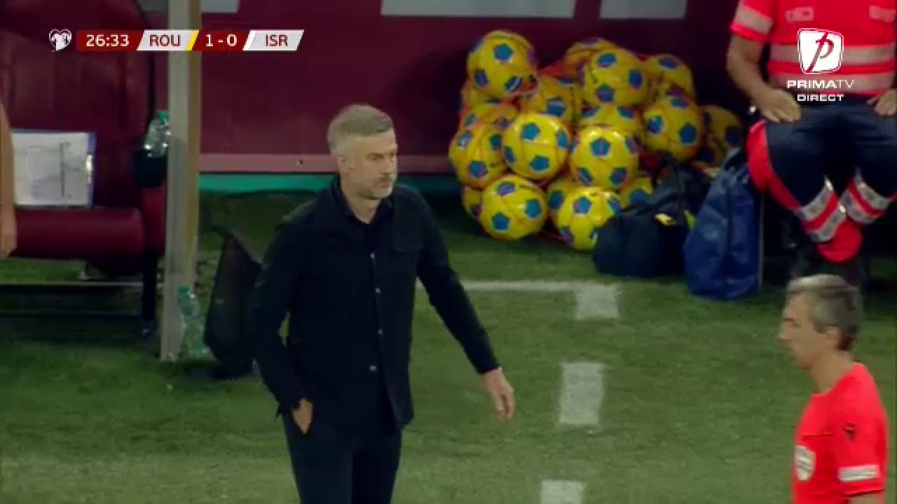 Gestul lui Edi Iordănescu, după golul lui Alibec din România - Israel_20