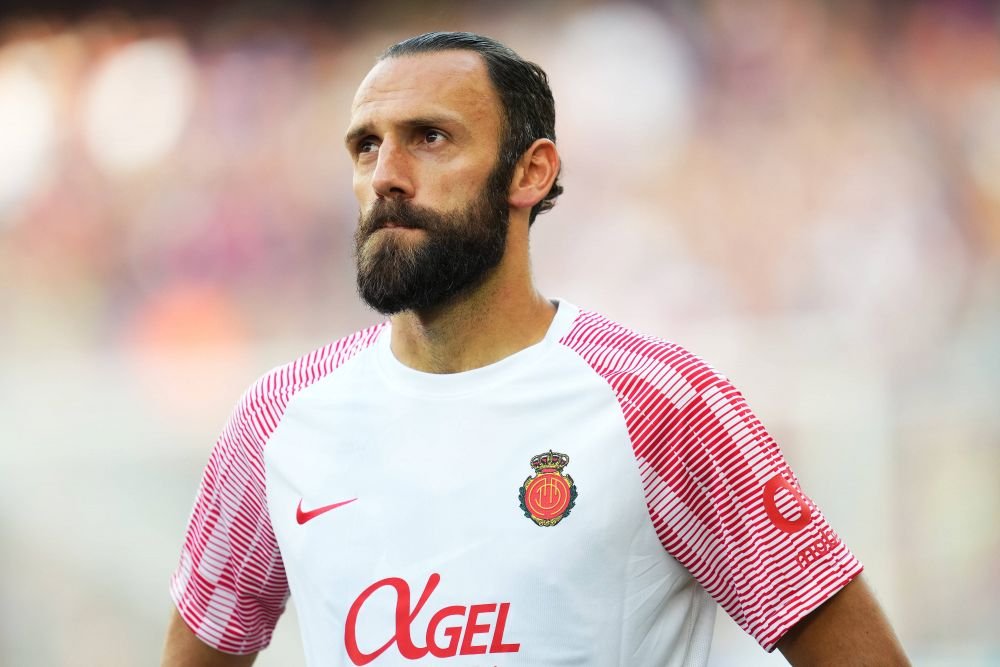 „Nimeni n-ar trebui să trăiască asta!” „Piratul” care vrea să scufunde România: copil al războiului și ospătar la 10 ani_4