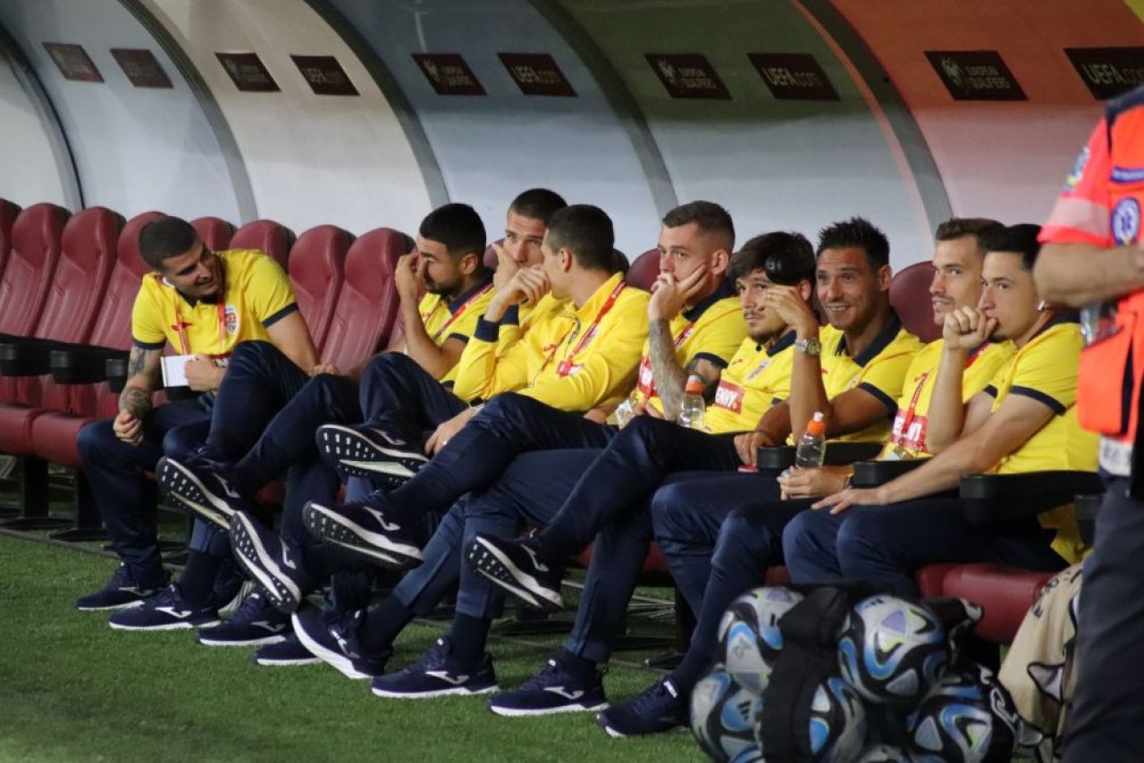 Egal, pe muzică de mariachi! Ce formație celebră a dat ritmul din peluză la meciul cu Israel_1