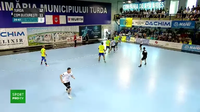 Potaissa Turda - CSM București | Cele două echipe, egale la pauză