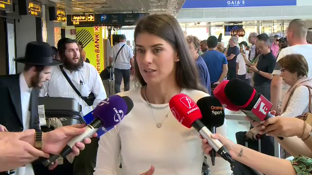 &bdquo;Pare că am făcut sferturi la Roland Garros, m-am retras și am revenit!&rdquo; Sorana C&icirc;rstea s-a &icirc;ntors &icirc;n țară după parcursul de la US Open&nbsp;