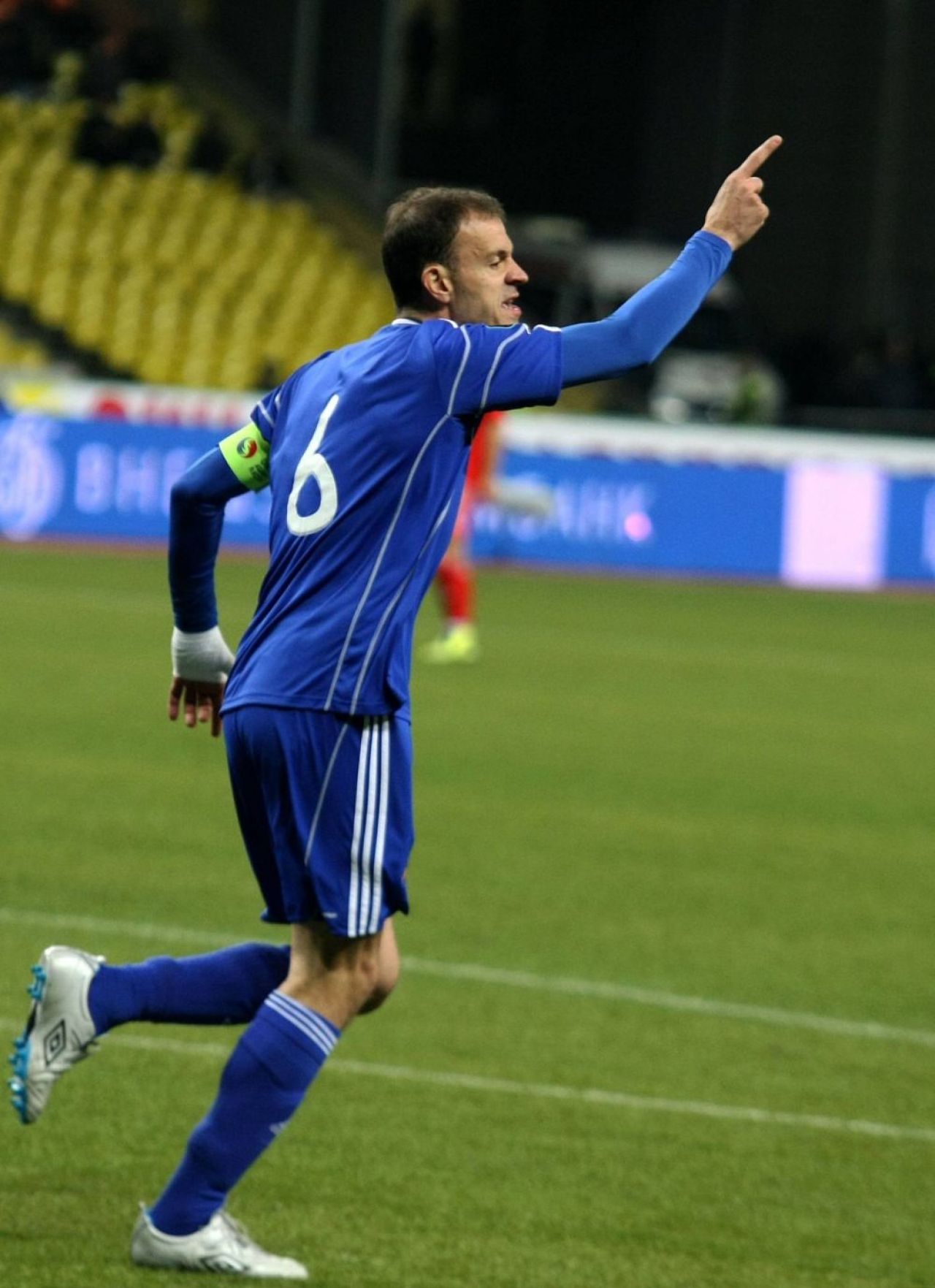 Un singur fotbalist și 3 recorduri istorice bifate de acesta în doar 4 minute în grupa României din preliminariile Euro!_3