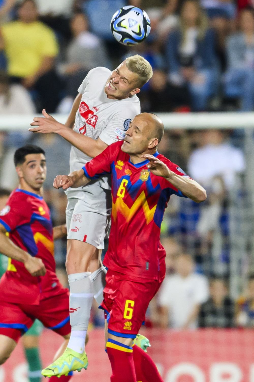 Un singur fotbalist și 3 recorduri istorice bifate de acesta în doar 4 minute în grupa României din preliminariile Euro!_17