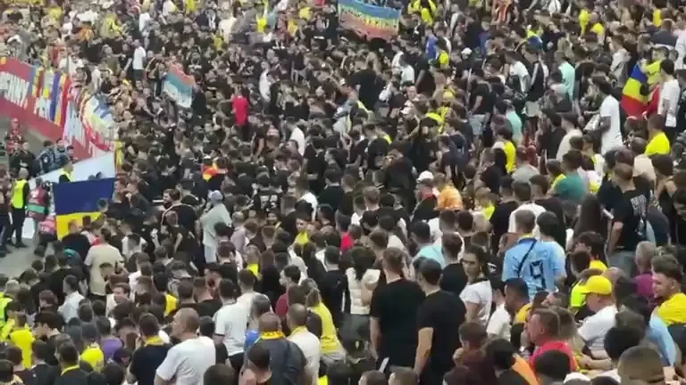 Meciul România - Kosovo, întrerupt din cauza ultrașilor