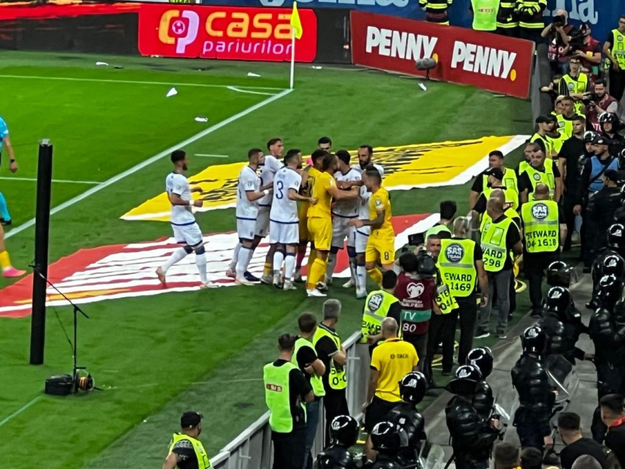Scandalul din tribune se mută pe teren. Disputa care l-a avut ca protagonist pe Florinel Coman_1