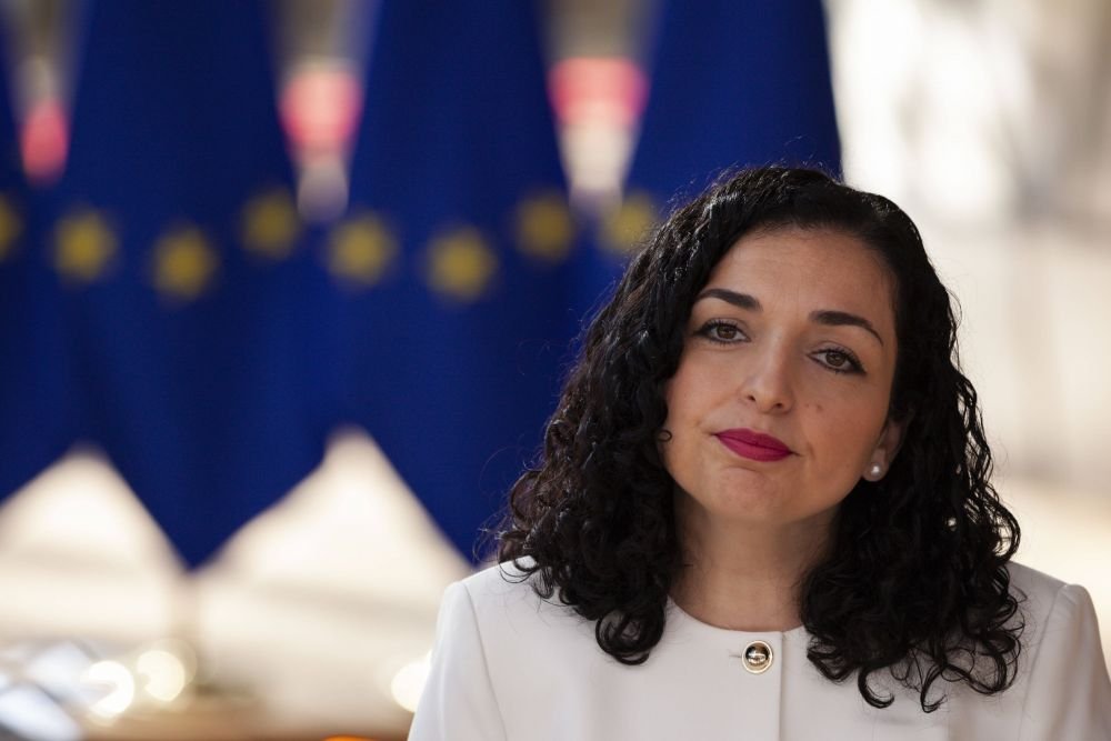 Președinta din Kosovo, Vjosa Osmani, încă tace, federația de la Priștina reacționează după meciul cu România: ”O provocare periculoasă”_4