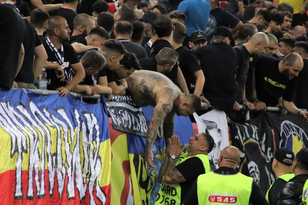 Cele mai tari imagini de la România - Kosovo, un meci de povestit nepoților_51