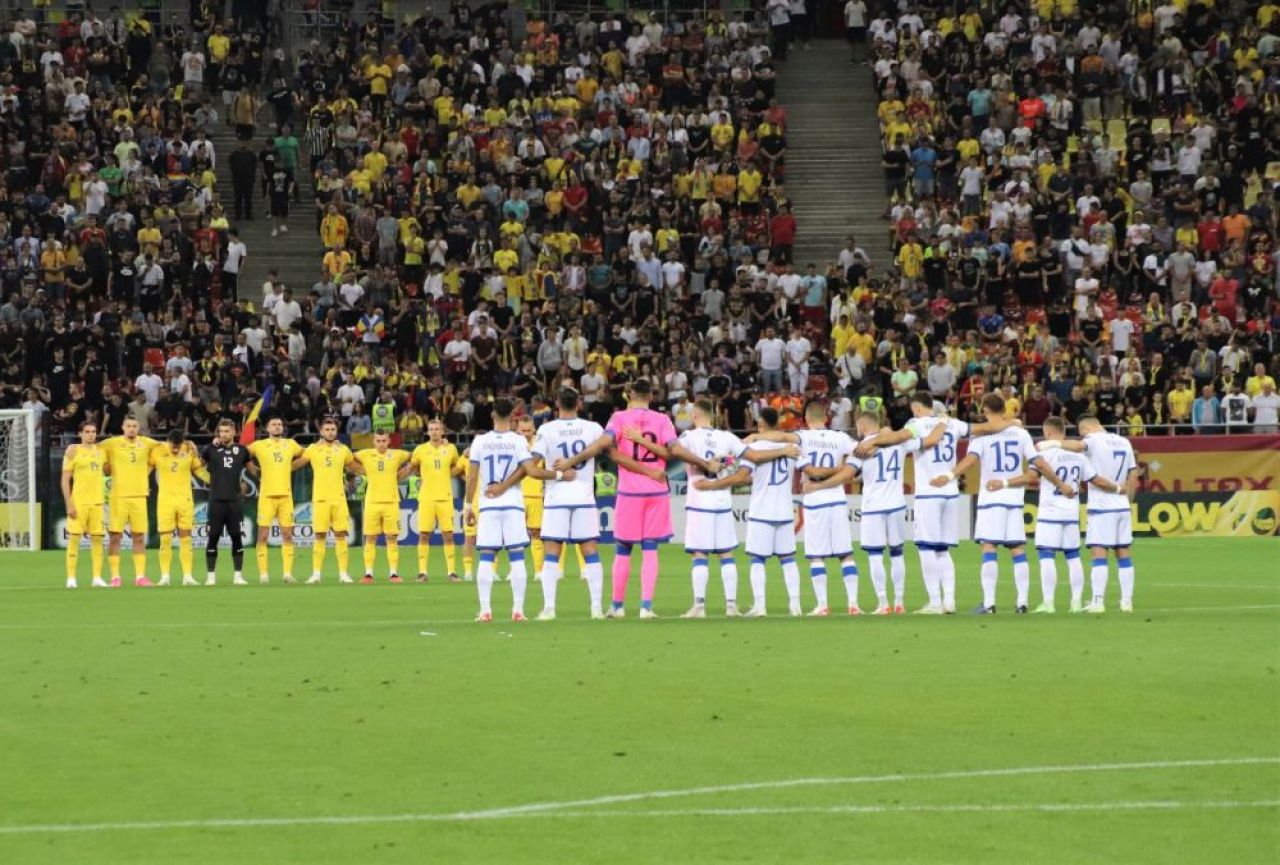 Un cunoscut om de fotbal sârb apără gestul ultrașilor români: