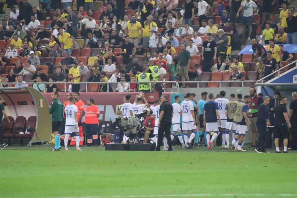 Un cunoscut om de fotbal sârb apără gestul ultrașilor români: 