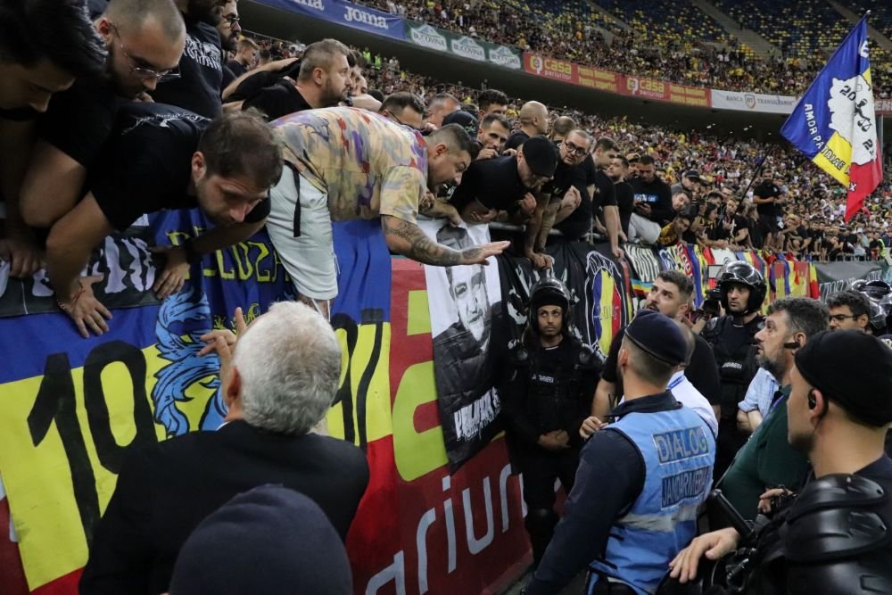 Un cunoscut om de fotbal sârb apără gestul ultrașilor români: 