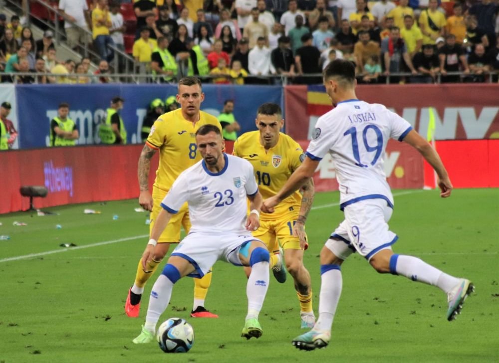 Un cunoscut om de fotbal sârb apără gestul ultrașilor români: 