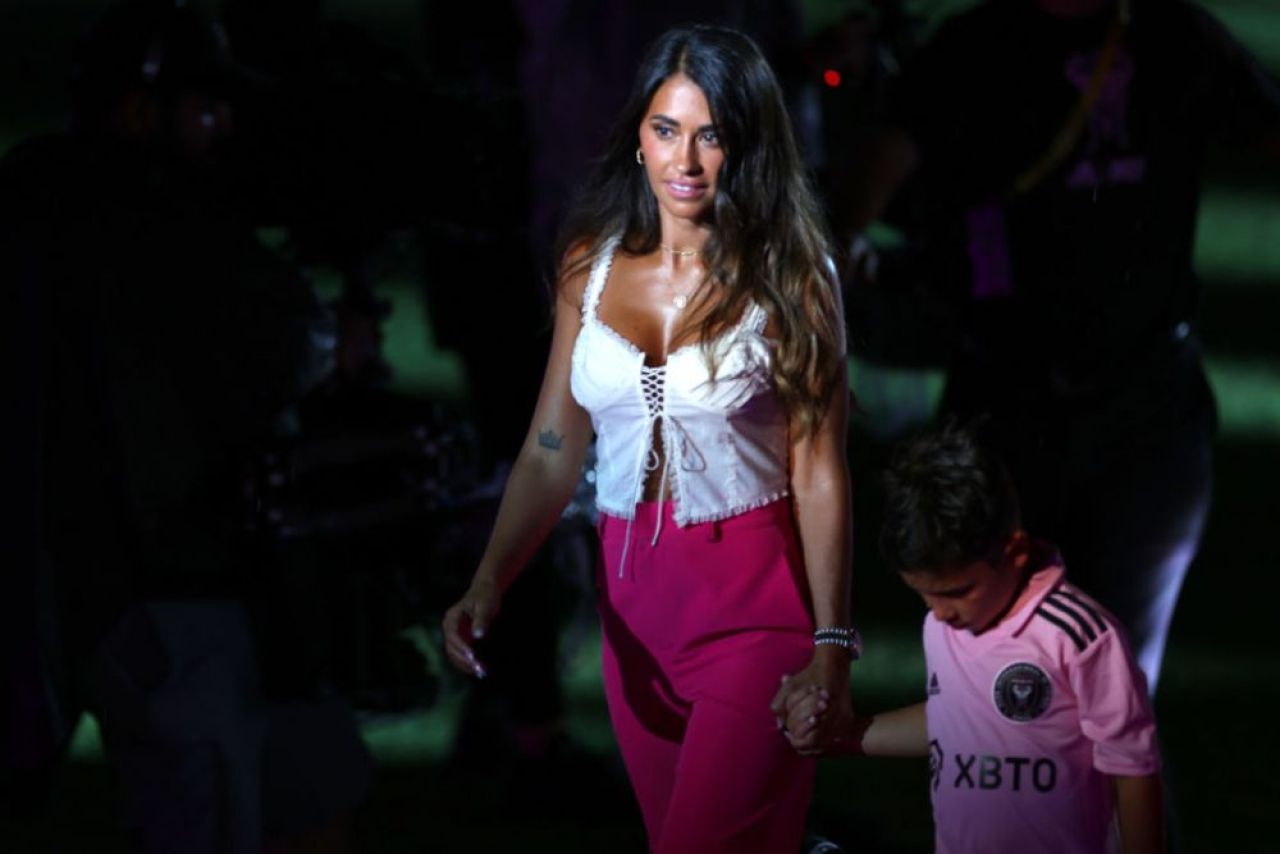Georgina Rodriguez nu s-a abținut când a văzut-o așa pe Antonela Roccuzzo. Ce mesaj i-a transmis partenera lui Cristiano Ronaldo_49