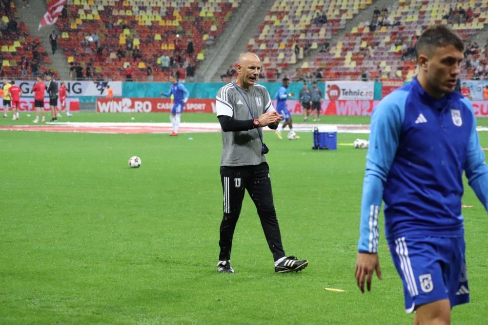 Cvartetul de pe banca echipei lui Mititelu. FCU Craiova a învins-o pe Dinamo fără un antrenor cu licența PRO_2