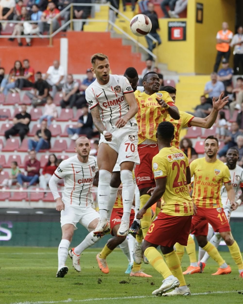 Marius Șumudică, învins de fosta echipă la primul meci pentru Gaziantep cu Niță, Drăguș, Morais și Maxim pe teren _6