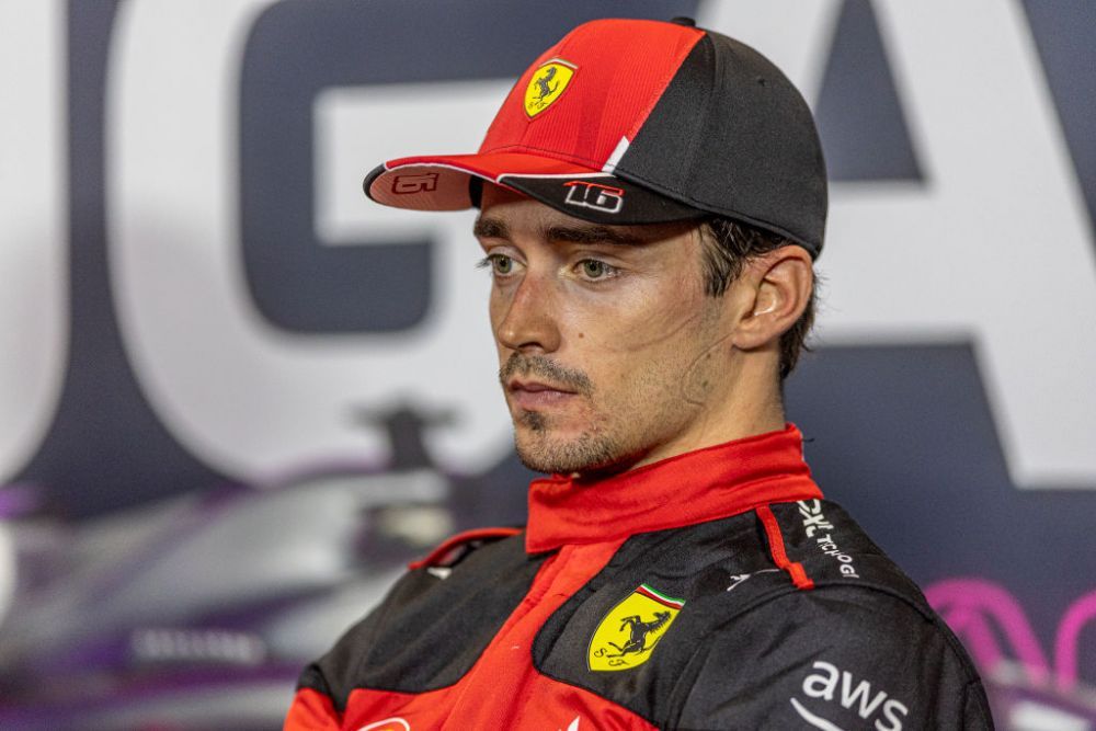 Al doilea pole-position consecutiv pentru Carlos Sainz! Surpriză uriașă: Verstappen pleacă de pe 11 la Marele Premiu de Formula 1 din Singapore _4