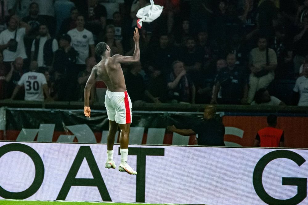 Atacantul care a răpus-o pe PSG cu o ”dublă” în ultima etapă a fost pus pe picioare de un român: ”L-am făcut fiară!”_3