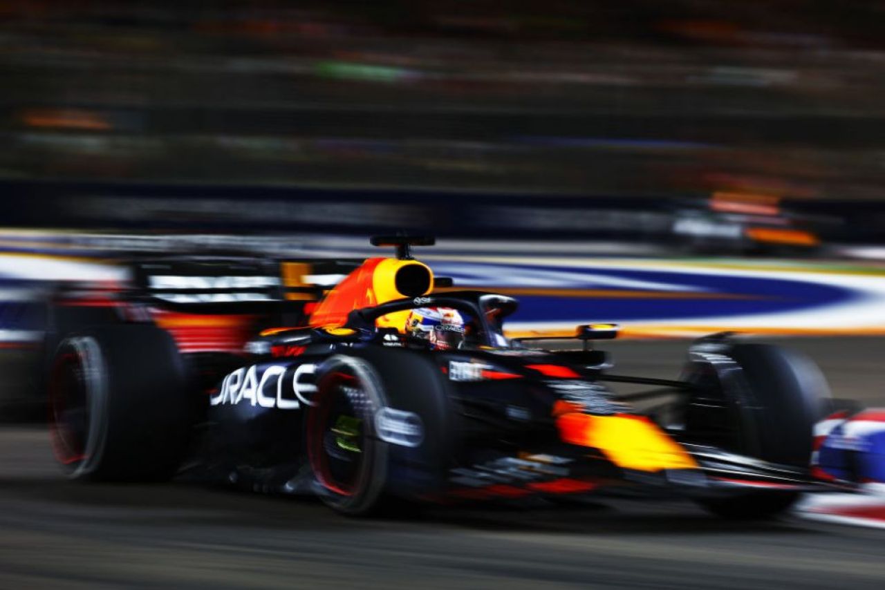 Victorie pentru Ferrari la Formula 1 după 434 de zile! Carlos Sainz, victorios în Marele Premiu din Singapore! Cum arată clasamentul _6
