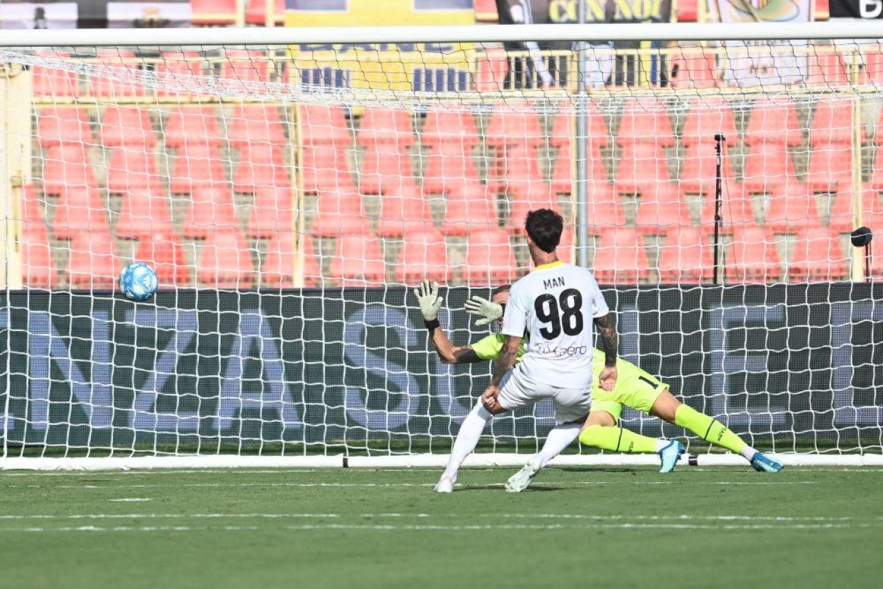 Dennis Man a revenit cu gol la Parma! Italienii exultă: